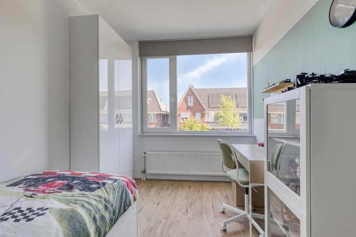 Foto 21 van Vriezenveenstraat 28