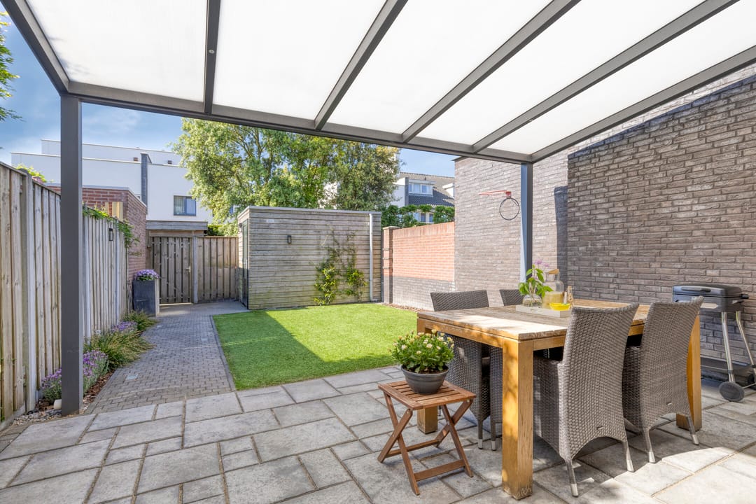 Photo 2 of Vriezenveenstraat 28