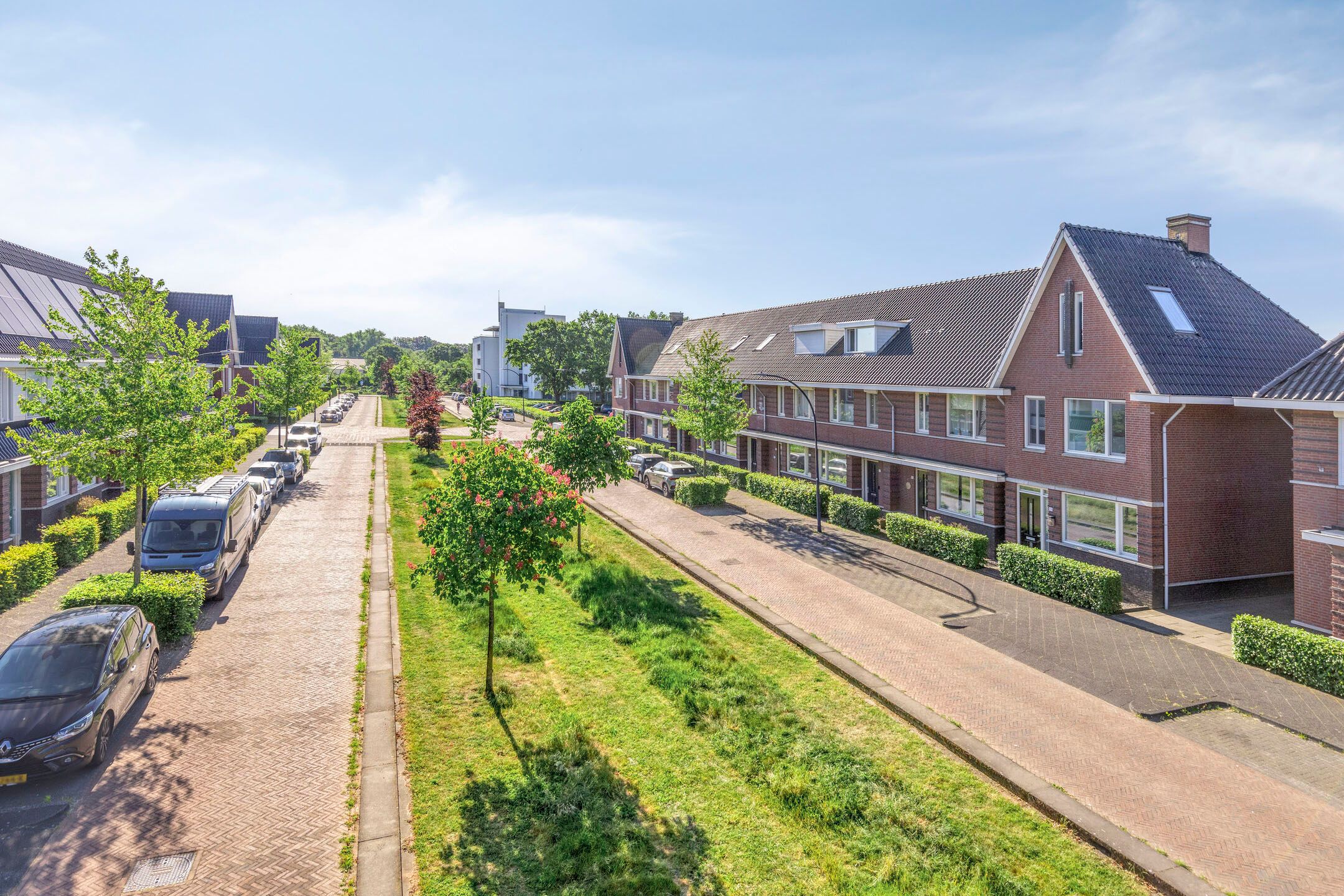 Photo 33 of Vriezenveenstraat 28