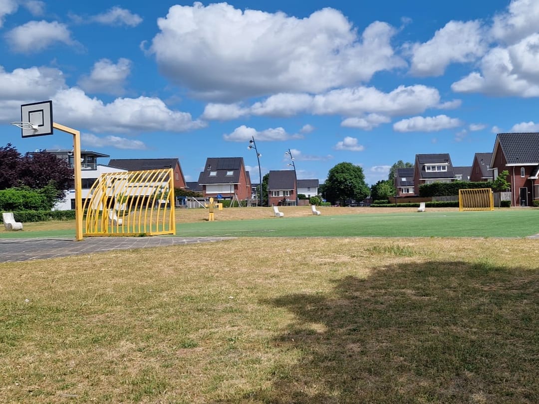 Photo 37 of Vriezenveenstraat 28