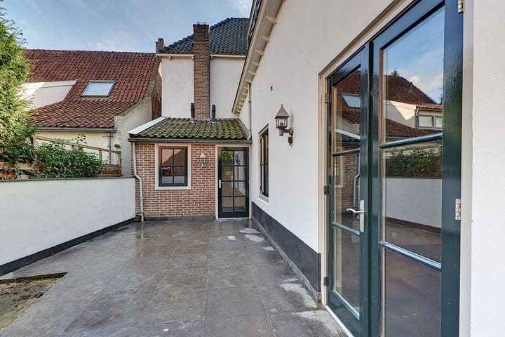 Foto 45 van Kerkplein 11