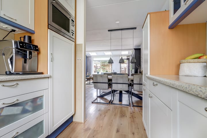 Foto 10 van Wilhelmina van Pruisenlaan 105