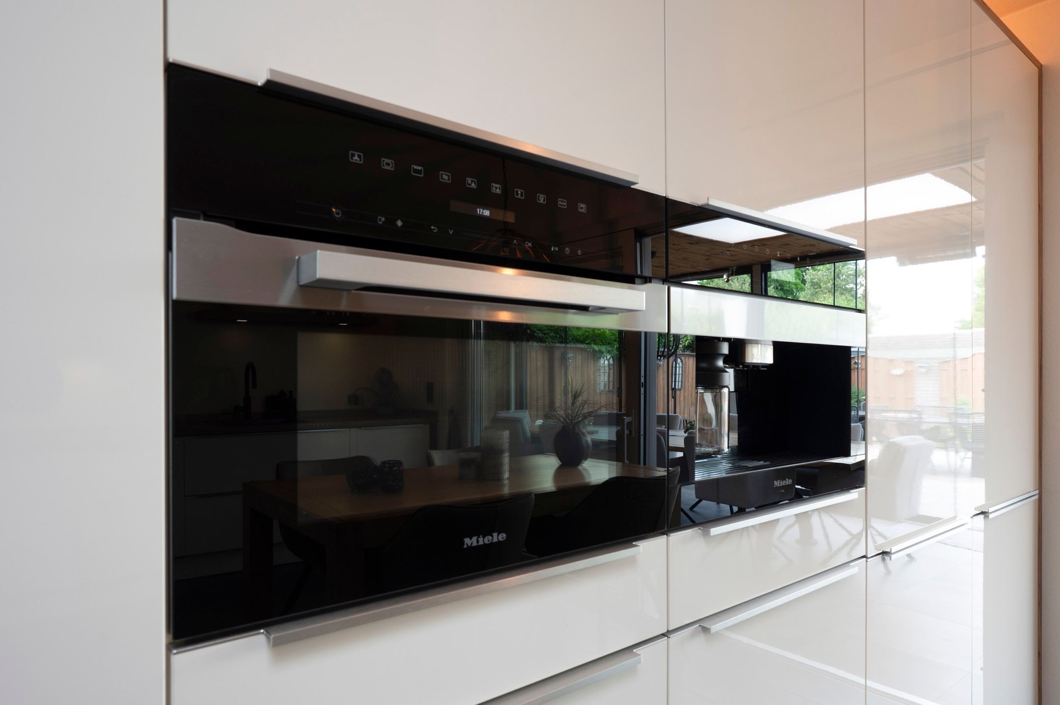 Foto 21 van Burg. Onlandstraat 2