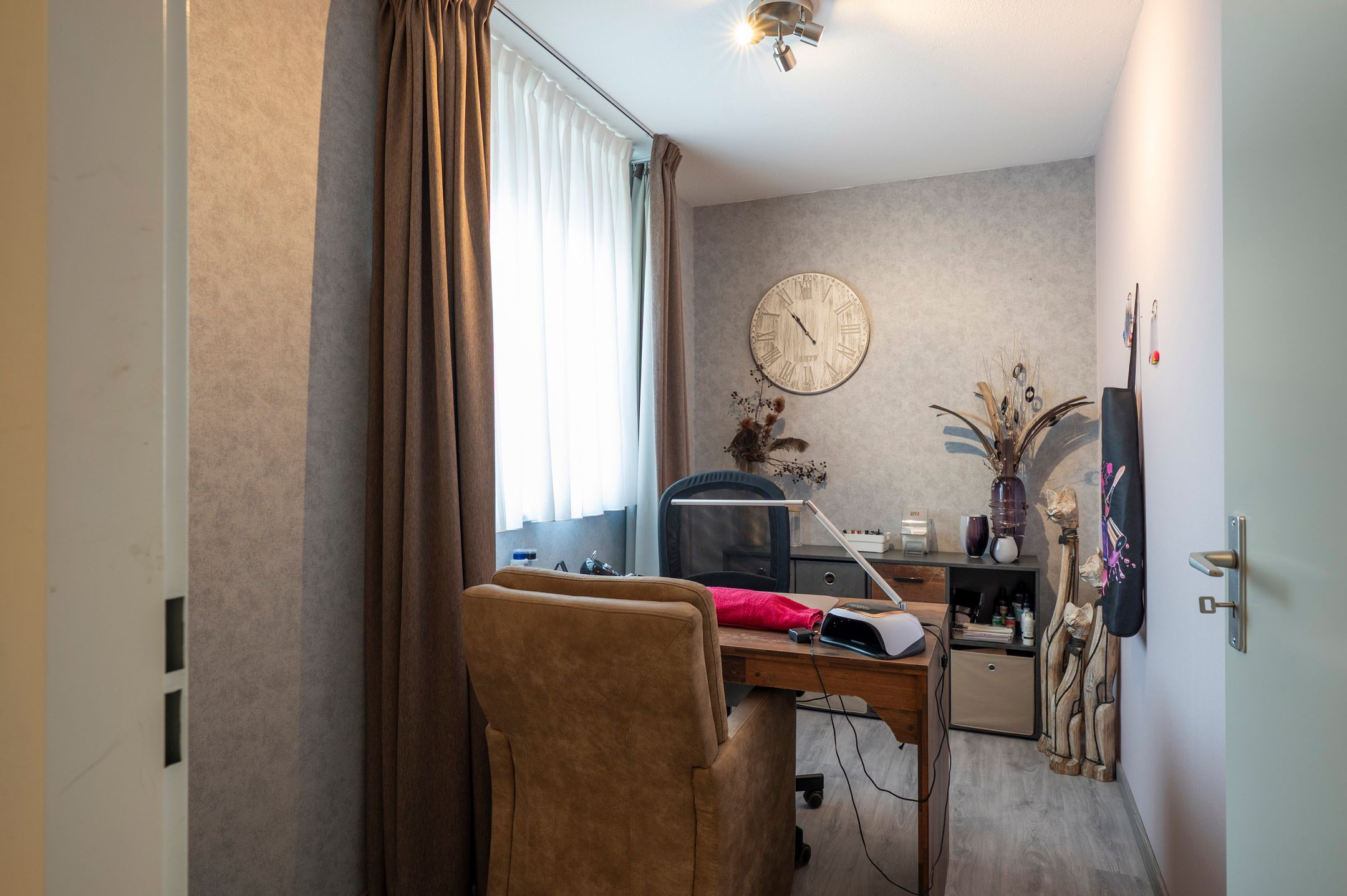 Foto 27 van Burg. Onlandstraat 2