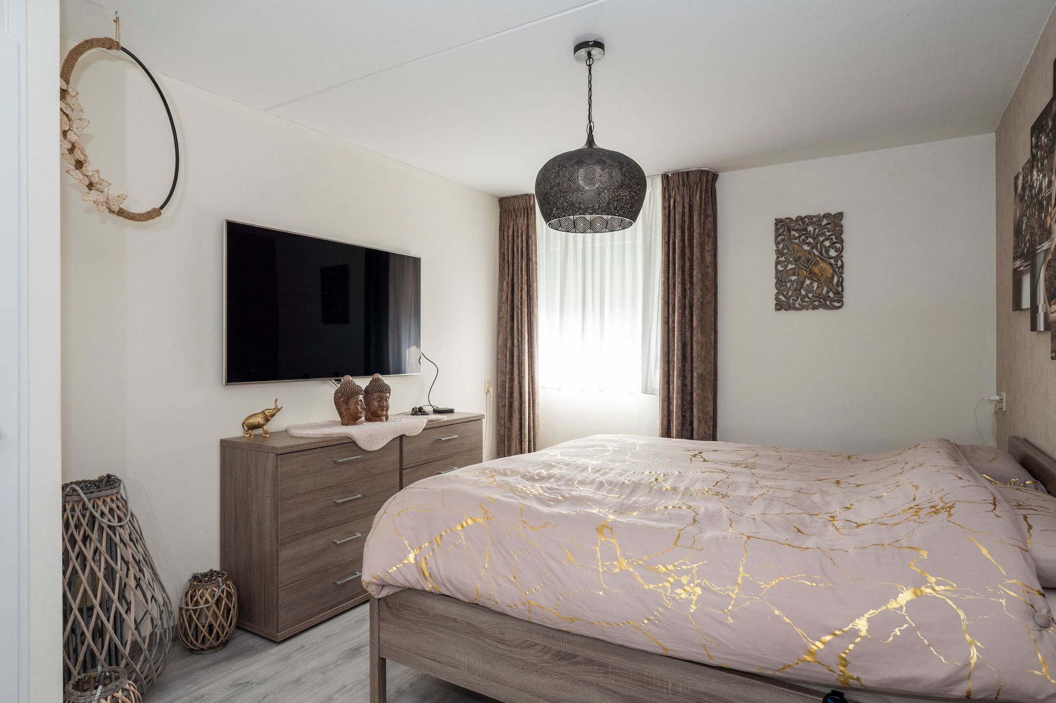 Foto 30 van Burg. Onlandstraat 2