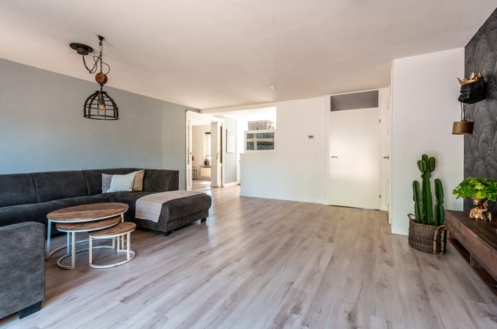 Foto 6 van Korenbloemweg 117