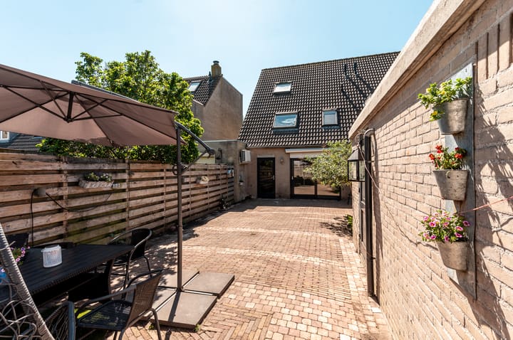 Foto 18 van Korenbloemweg 117