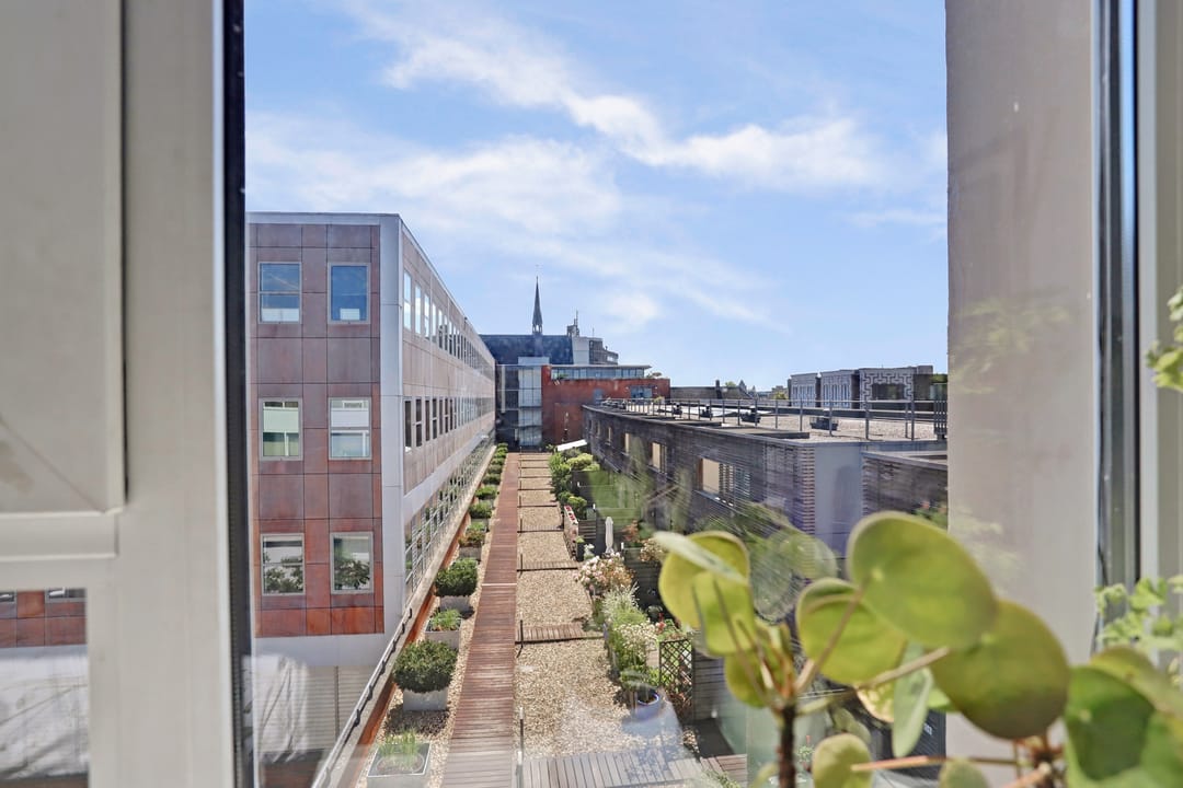 Foto 28 van Raadhuisstraat 28