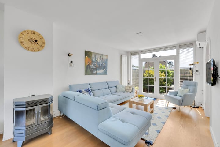 Foto 12 van Bloemendaele 17