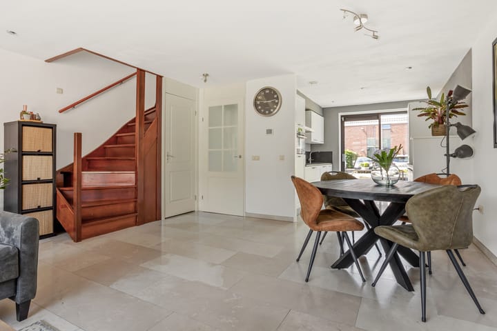 Foto 9 van Pernisstraat 104