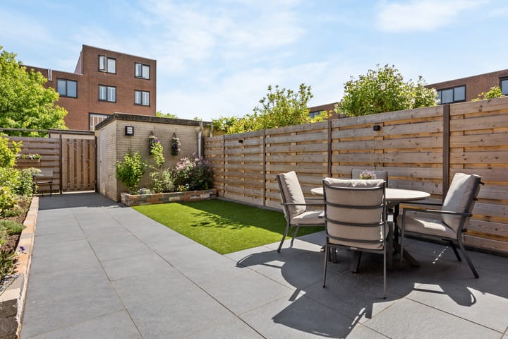 Foto 26 van Pernisstraat 104