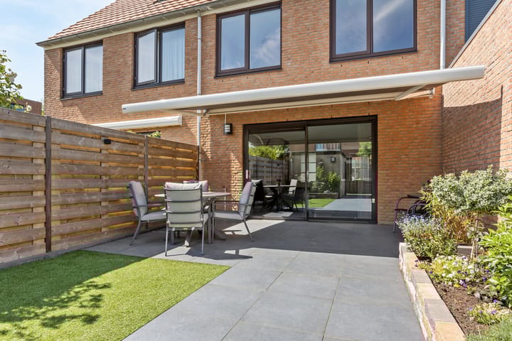 Foto 28 van Pernisstraat 104