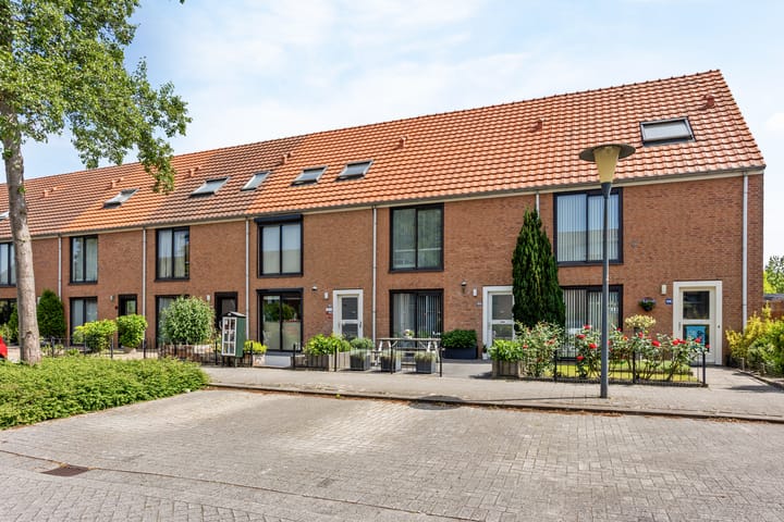 Foto 31 van Pernisstraat 104