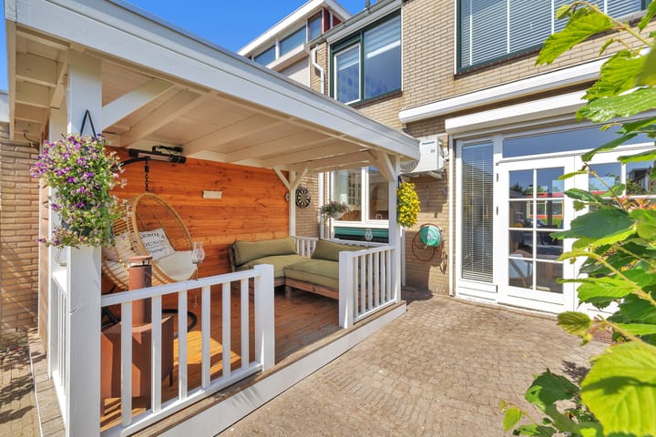 Foto 32 van Bloemendaele 17