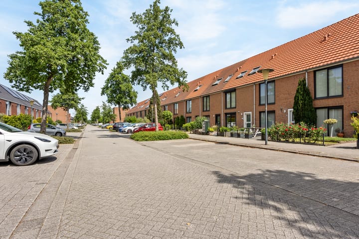 Foto 32 van Pernisstraat 104