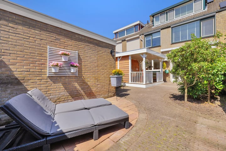 Foto 35 van Bloemendaele 17