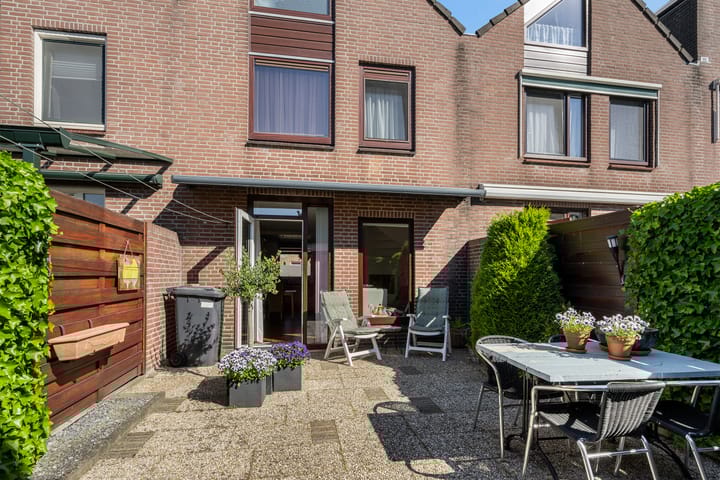 Foto 12 van Tuinstraat 10