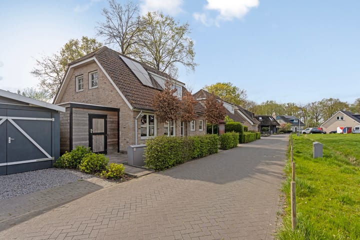 Photo 37 of Kleine Heistraat 16-K410