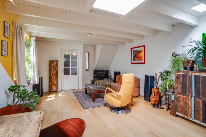 Photo 7 of Burgemeester Buskensstraat 10