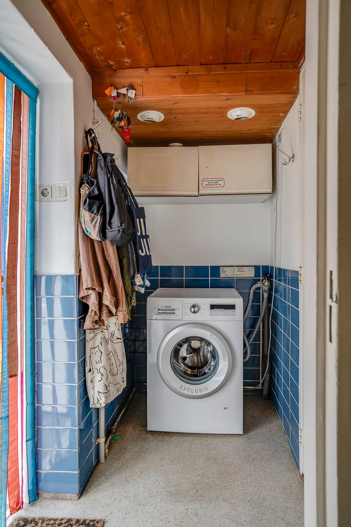 Photo 18 of Burgemeester Buskensstraat 10