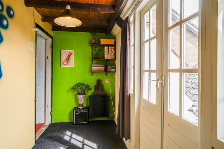 Photo 22 of Burgemeester Buskensstraat 10