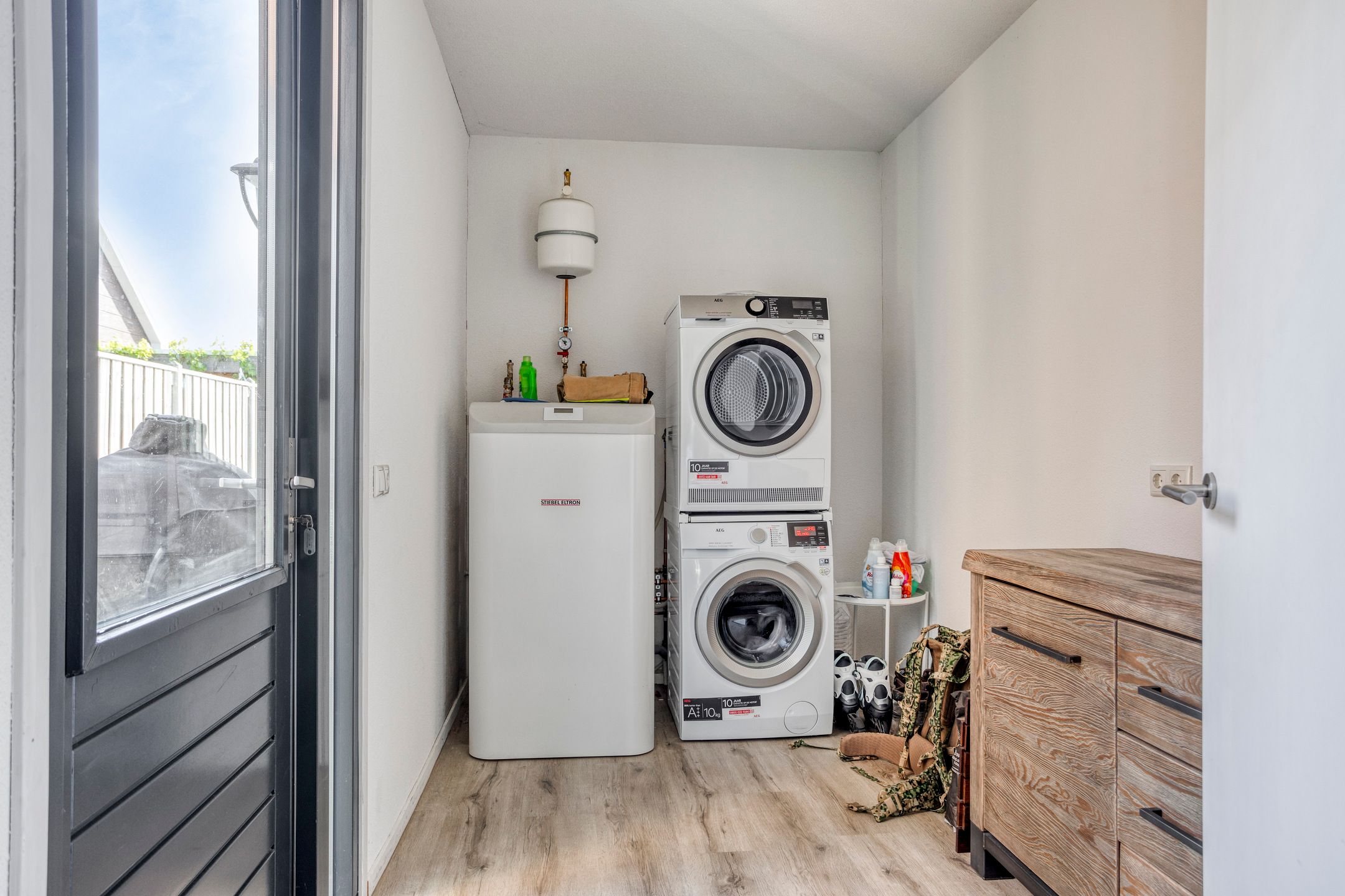 Foto 12 van Cornelis Lelyhage 32