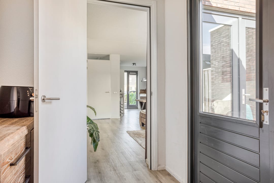 Foto 13 van Cornelis Lelyhage 32