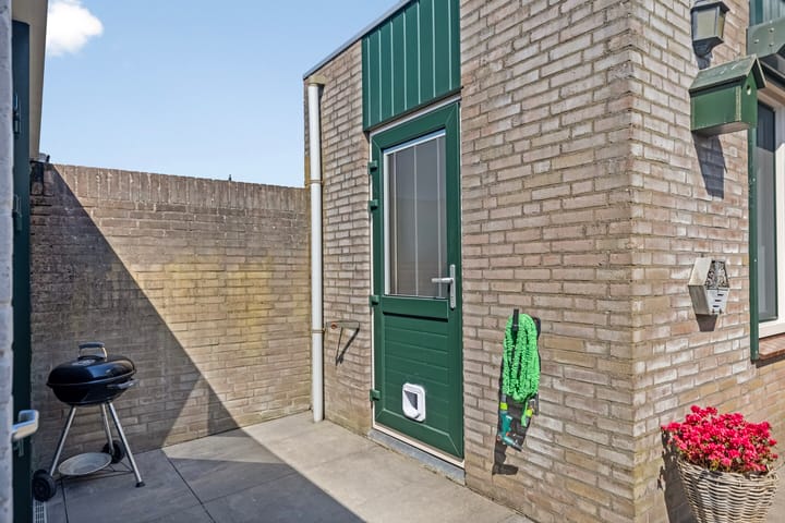 Foto 32 van Burgemeester Baasstraat 37