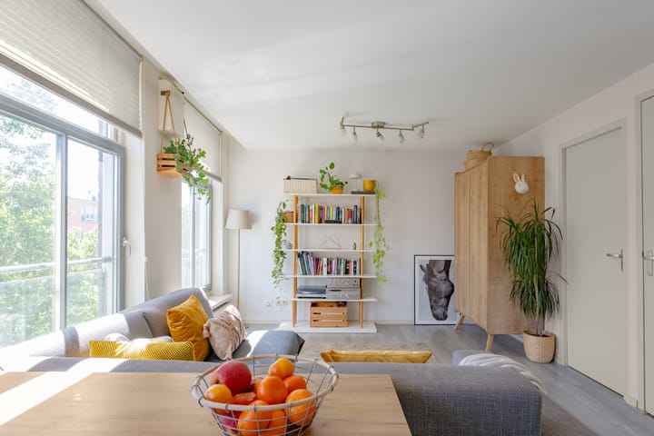 Photo 10 of Dapperstraat 10-G