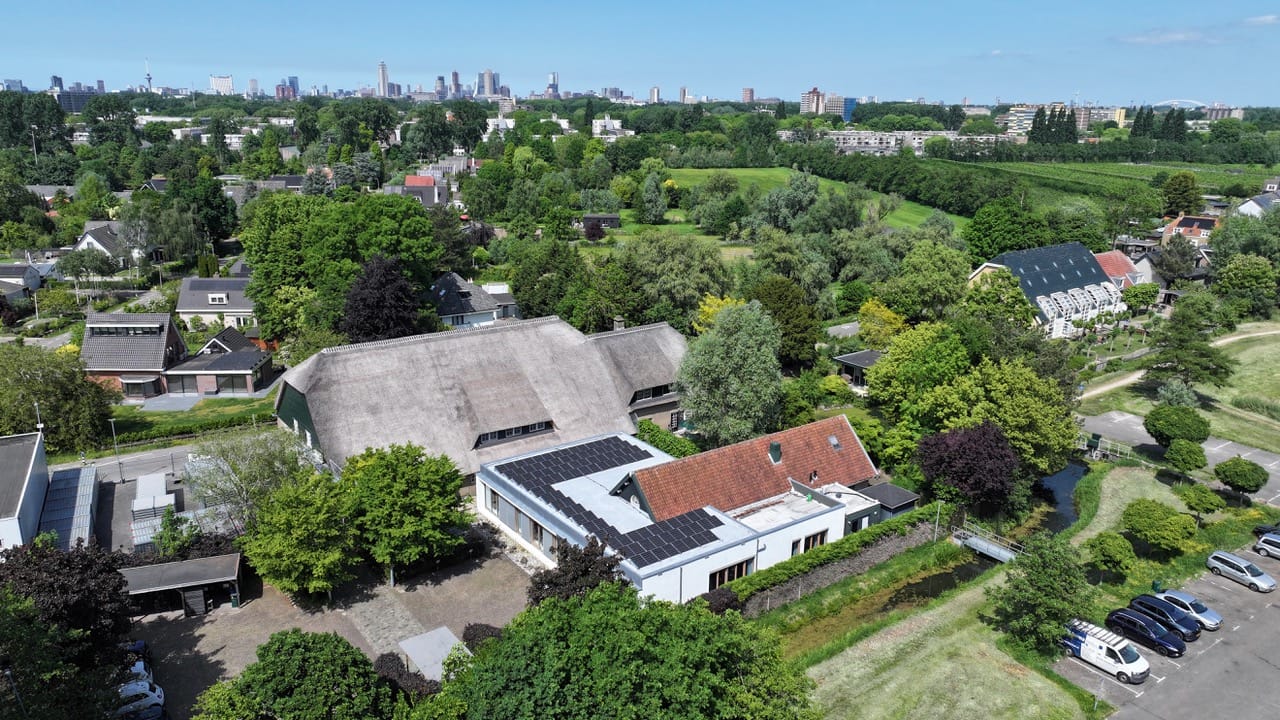 Bekijk foto 1 van Charloisse Lagedijk 536