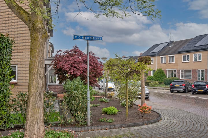 Foto 28 van Joost van den Vondelstraat 14-A