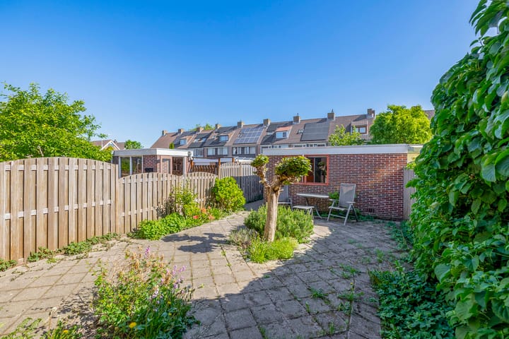 Foto 4 van Titanialaan 27