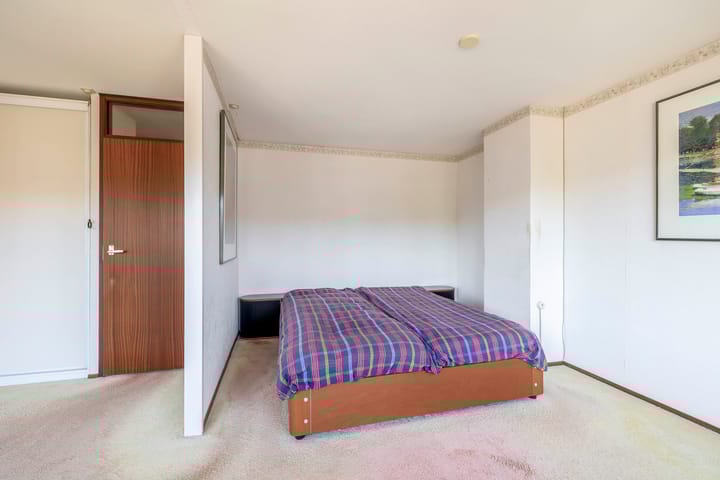 Foto 23 van Titanialaan 27