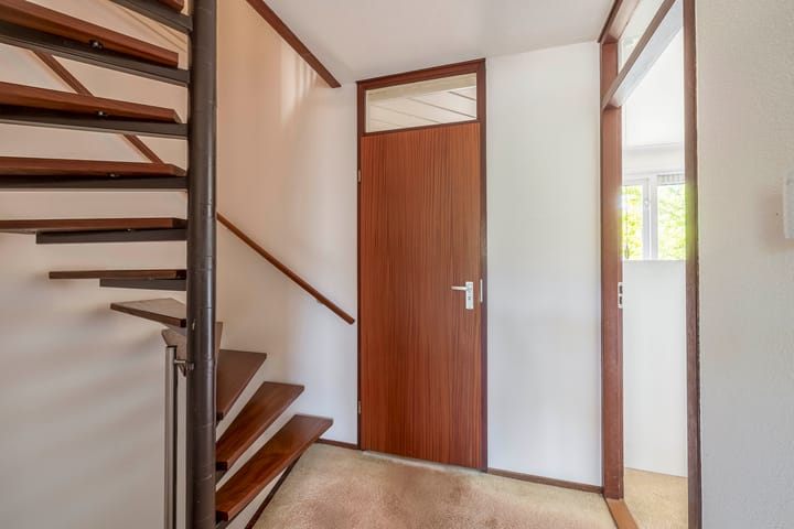 Foto 21 van Titanialaan 27