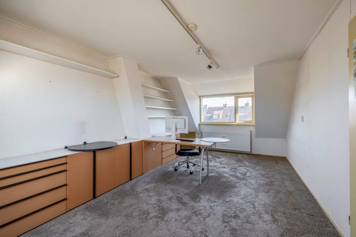 Foto 34 van Titanialaan 27