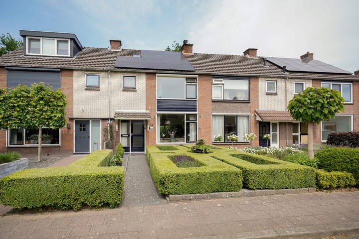 Foto 1 van Vondelstraat 13