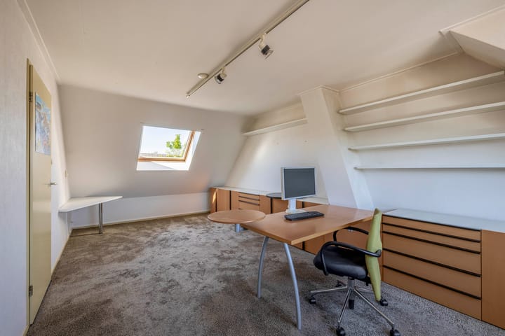 Foto 35 van Titanialaan 27