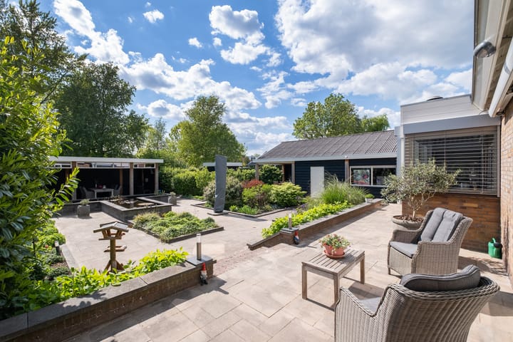 Photo 3 of Rustenburgerweg 74