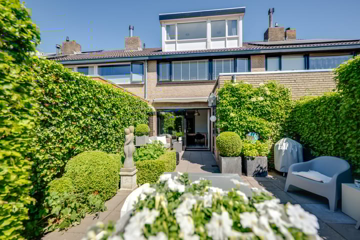 Photo 3 of Van Wassenaerlaan 12