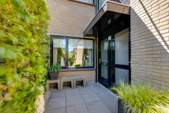 Photo 5 of Van Wassenaerlaan 12