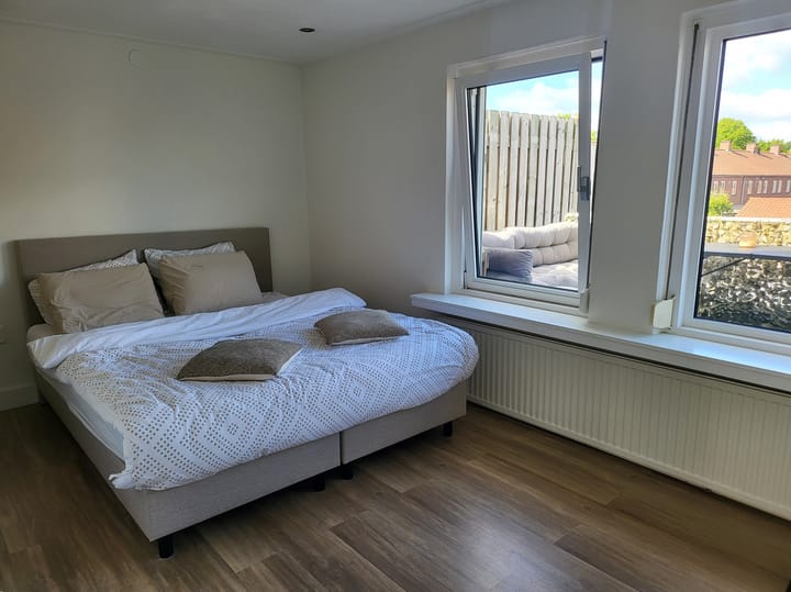 Foto 16 van Julianastraat 5-A