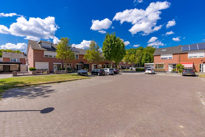 Foto 4 van Sperwerhof 19