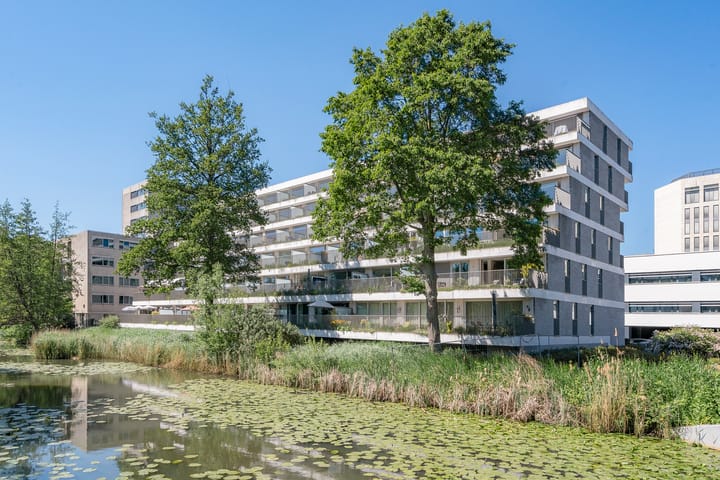 Photo 2 of De Klencke 93-B