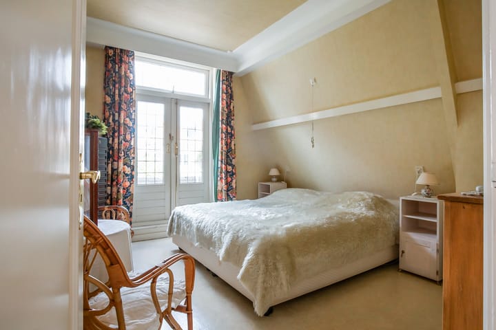 Foto 27 van Kennemerstraatweg 253