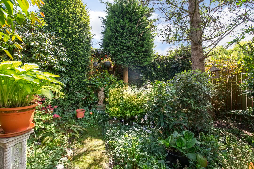 Foto 41 van Kennemerstraatweg 253