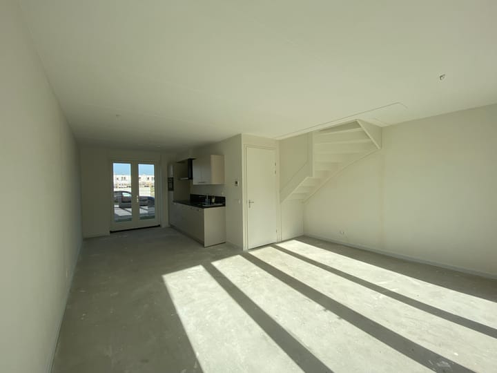 Photo 5 of Red Naomistraat 8