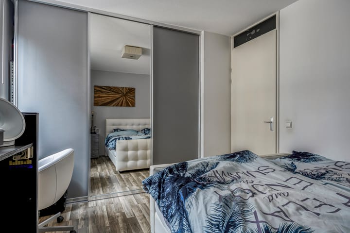 Foto 13 van Spoorstraat 2