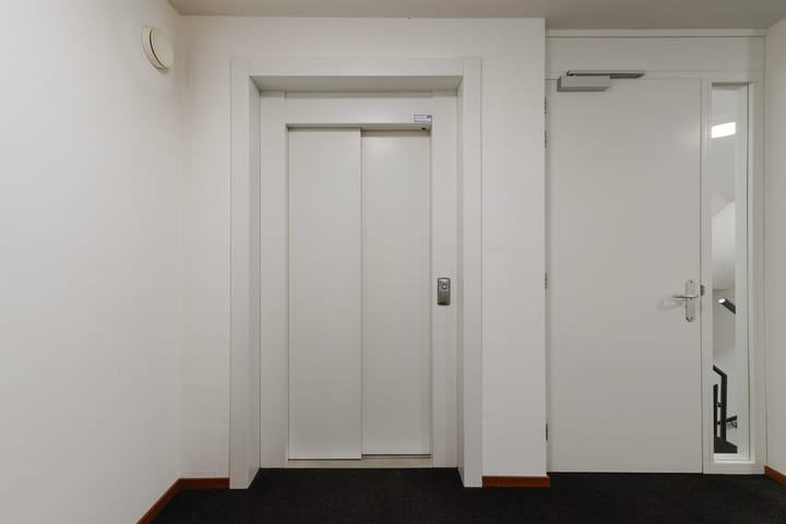 Photo 6 of Castellanie 8