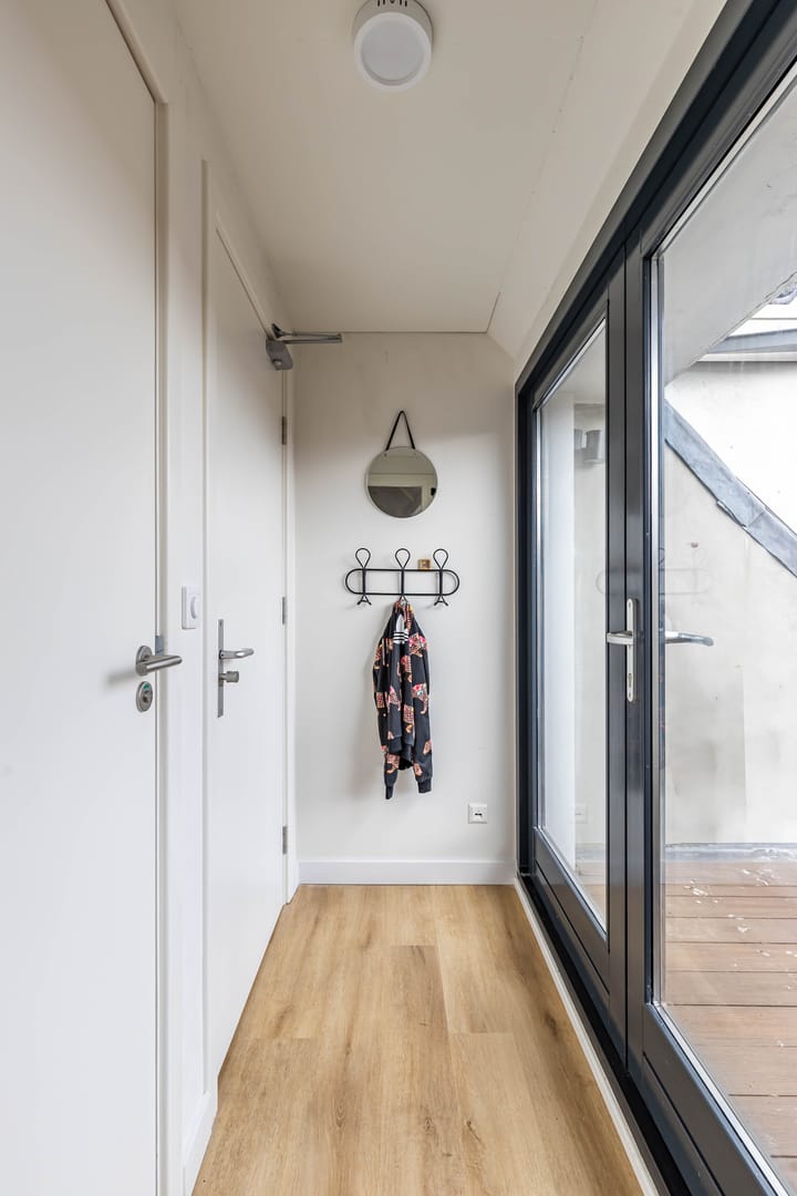 Foto 10 van Ambonstraat 1-C