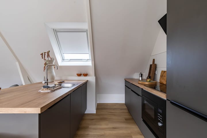 Foto 21 van Ambonstraat 1-C